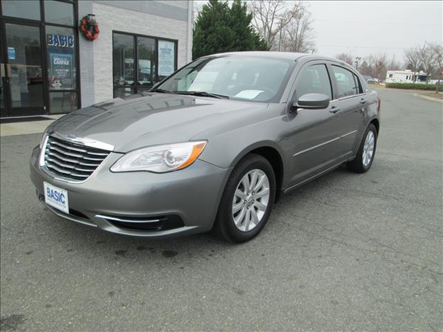 Chrysler 200 2013 photo 4