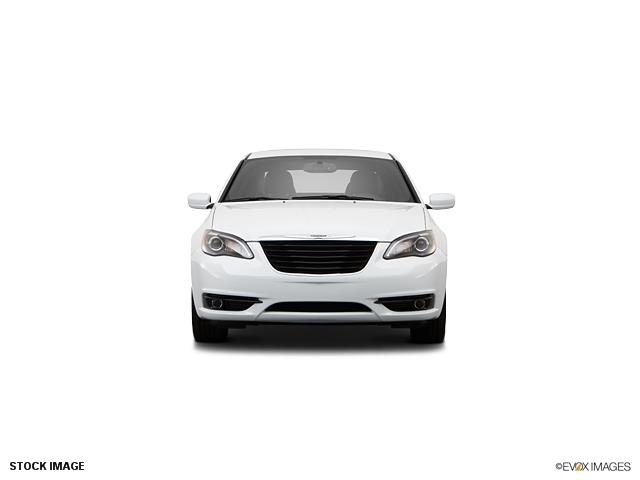 Chrysler 200 2013 photo 3