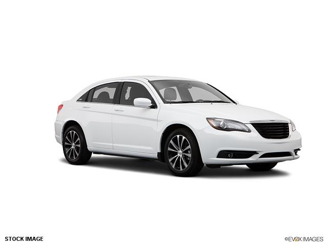 Chrysler 200 2013 photo 4