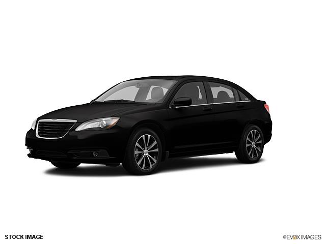 Chrysler 200 2013 photo 9