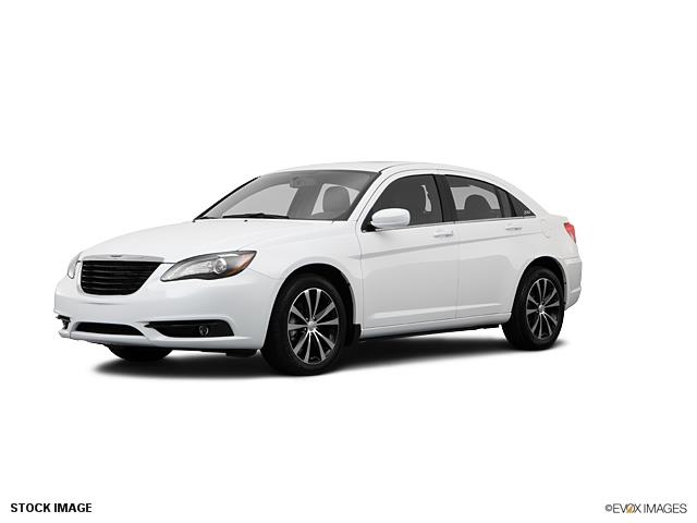 Chrysler 200 2013 photo 7