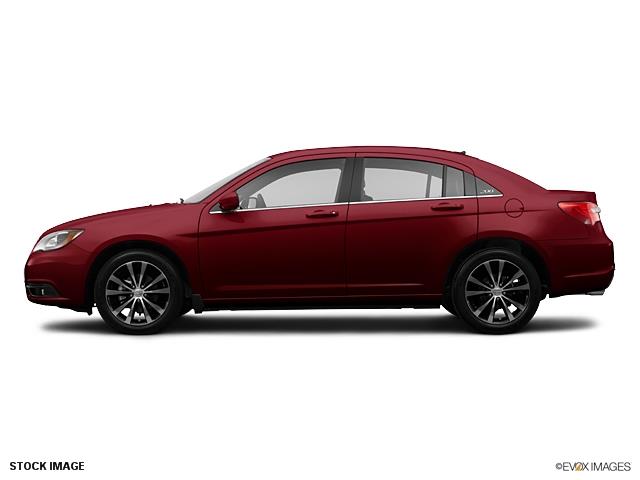 Chrysler 200 2013 photo 4