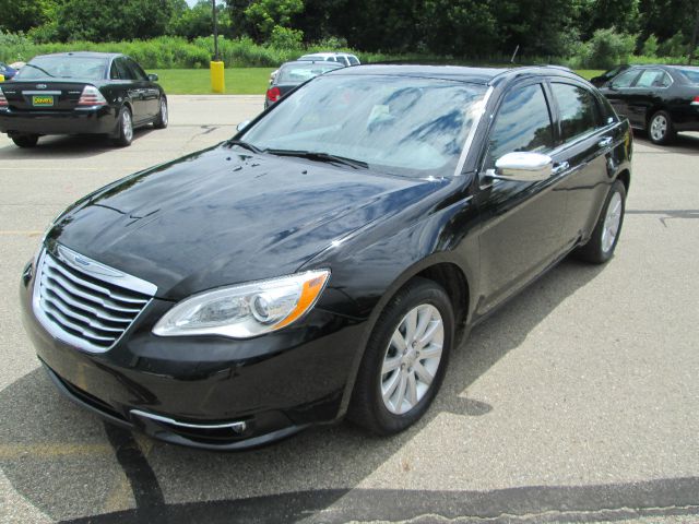 Chrysler 200 SLT 25 Sedan