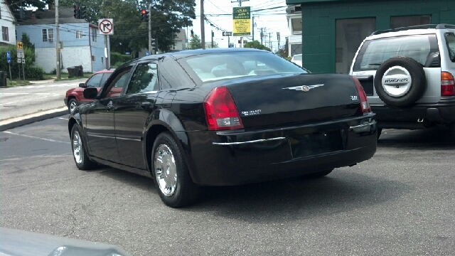 Chrysler 300 2005 photo 4