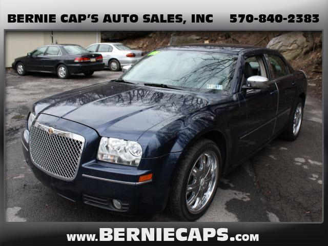 Chrysler 300 2005 photo 1