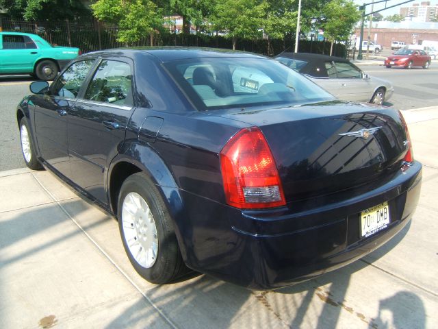 Chrysler 300 2005 photo 1