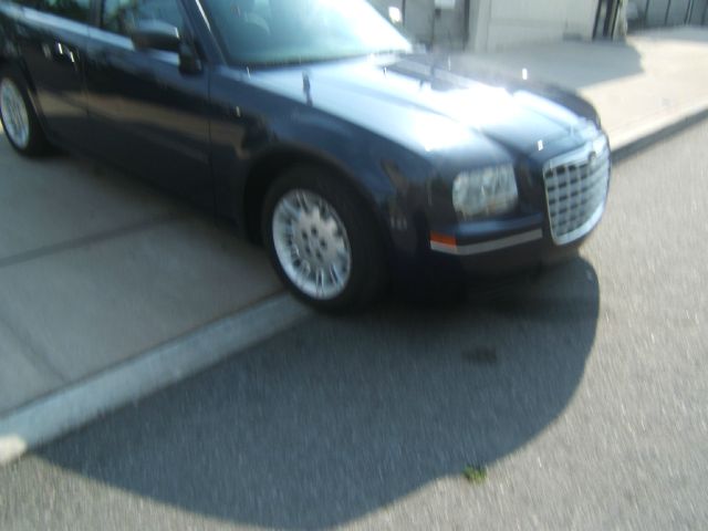 Chrysler 300 2005 photo 10