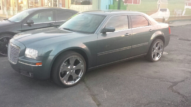 Chrysler 300 2005 photo 3