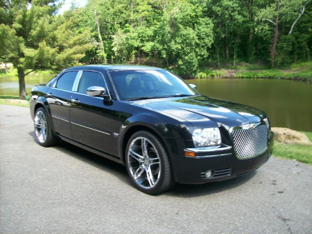 Chrysler 300 2005 photo 19