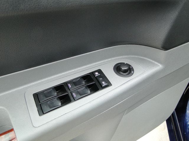 Chrysler 300 2005 photo 10