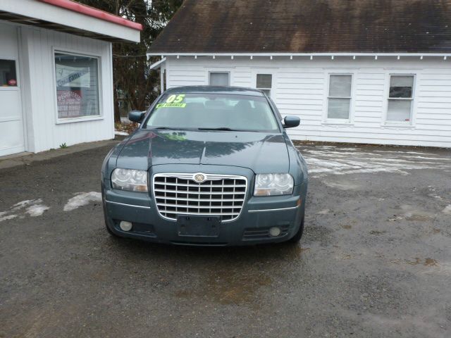 Chrysler 300 2005 photo 3