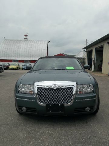 Chrysler 300 2005 photo 1