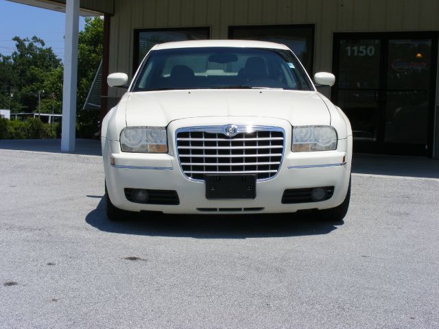 Chrysler 300 2005 photo 3