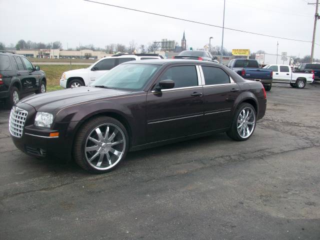 Chrysler 300 ES V6 Special Edition Sedan