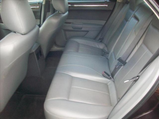 Chrysler 300 2005 photo 4