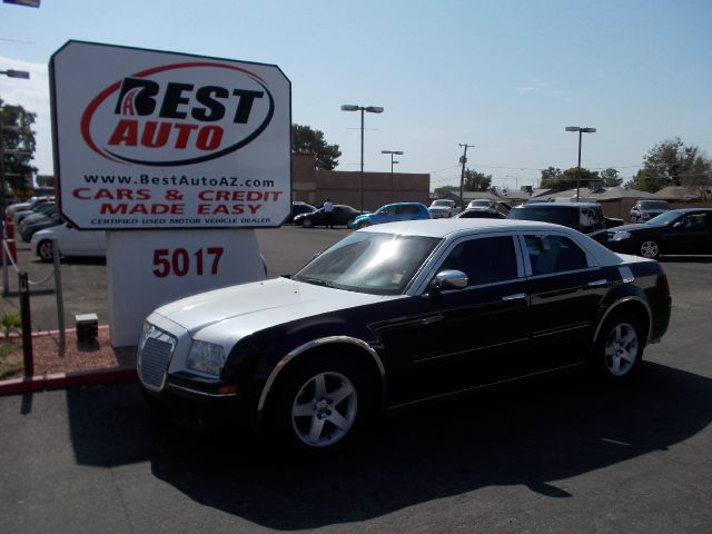 Chrysler 300 2005 photo 3