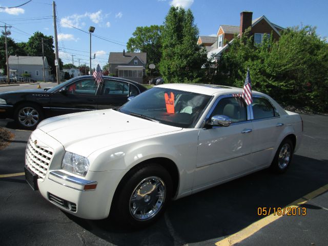 Chrysler 300 2005 photo 3