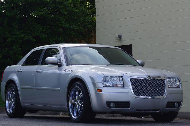 Chrysler 300 2005 photo 26