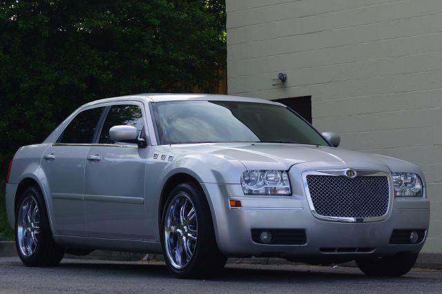 Chrysler 300 2005 photo 31