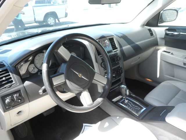 Chrysler 300 2005 photo 3