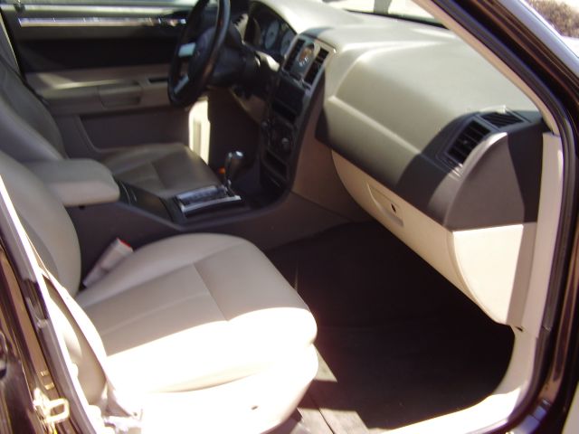 Chrysler 300 2005 photo 6