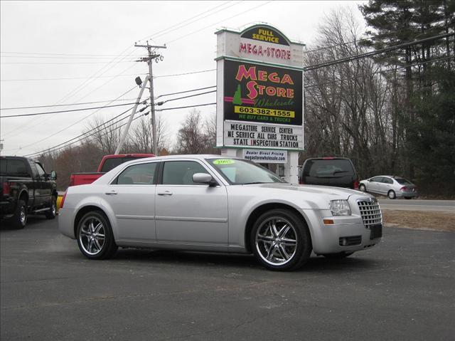 Chrysler 300 2005 photo 0