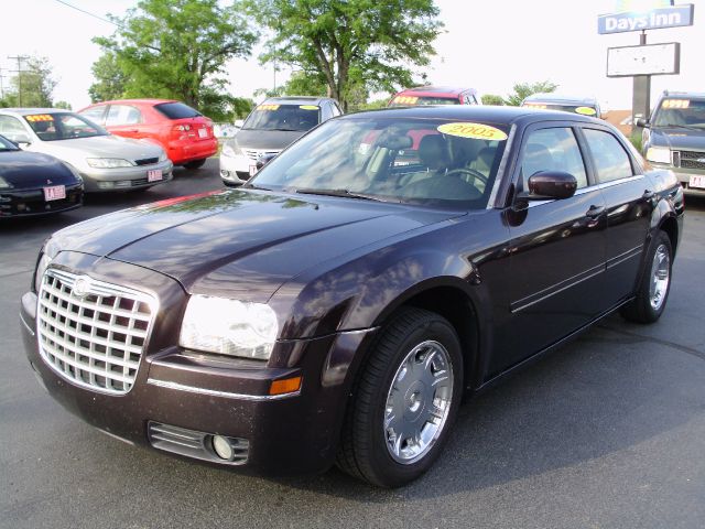 Chrysler 300 2005 photo 15