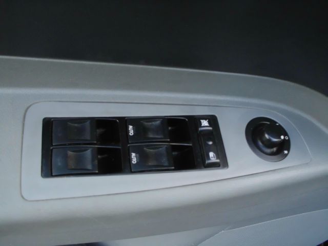 Chrysler 300 2005 photo 4