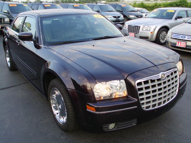 Chrysler 300 2005 photo 6