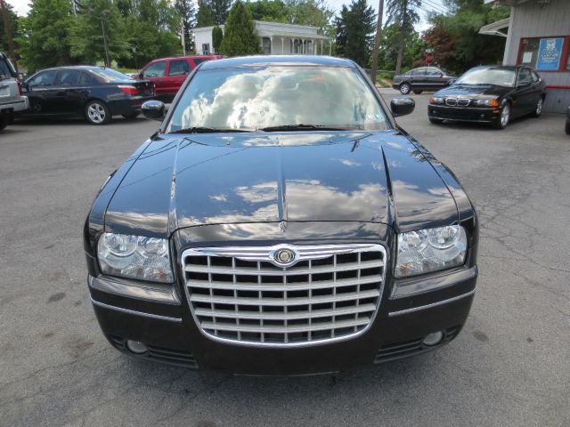 Chrysler 300 2005 photo 1