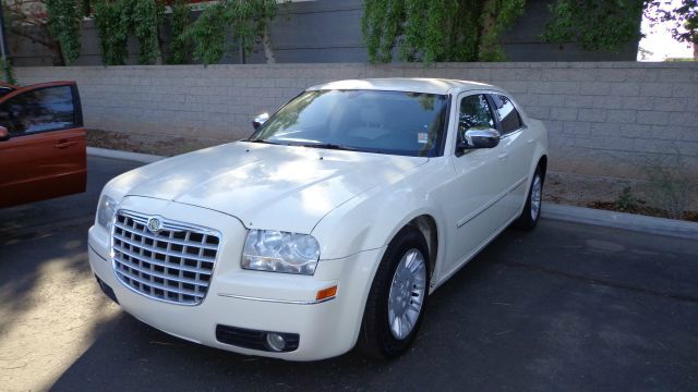 Chrysler 300 2005 photo 4