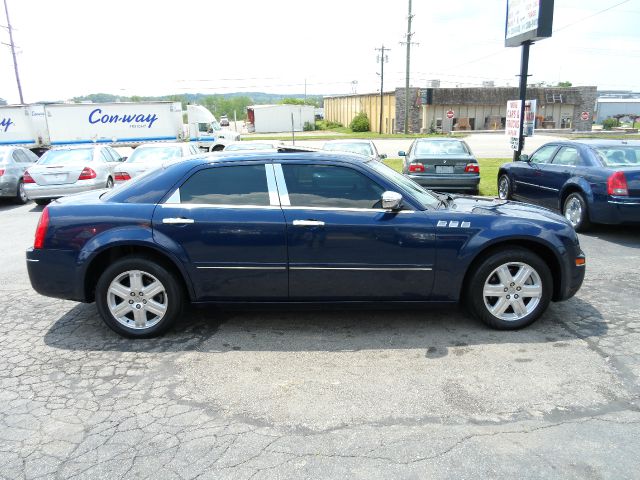 Chrysler 300 2005 photo 1