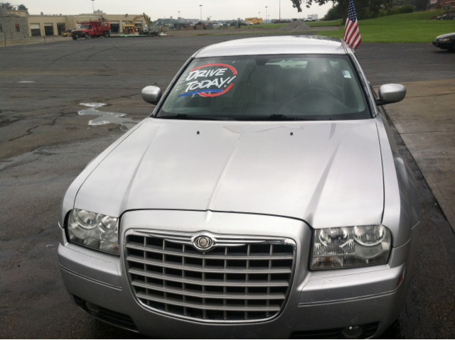 Chrysler 300 2005 photo 1