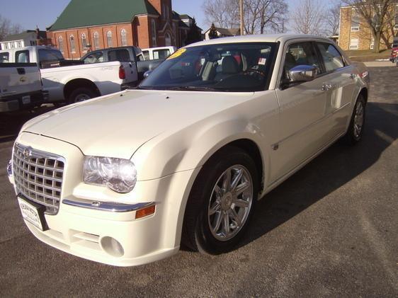 Chrysler 300 2005 photo 3