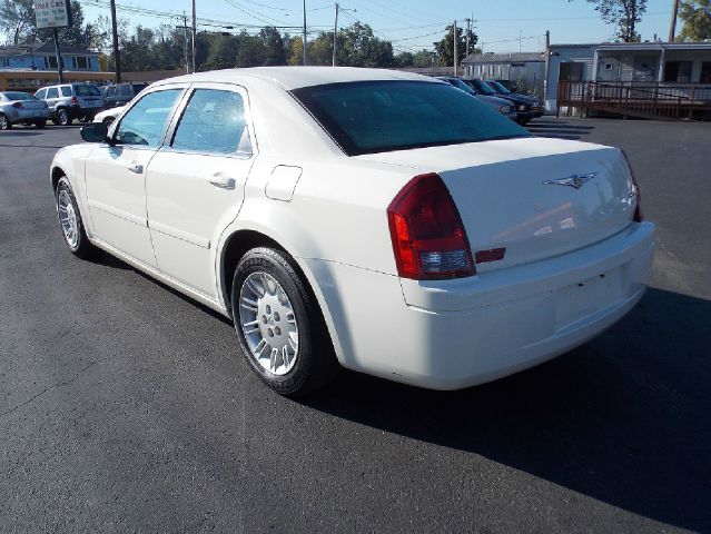 Chrysler 300 2005 photo 1