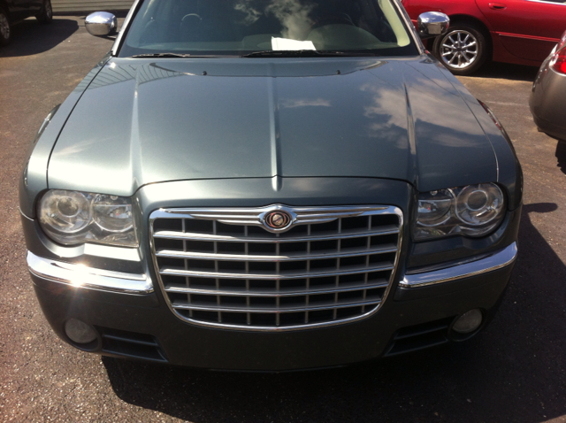 Chrysler 300 2005 photo 3