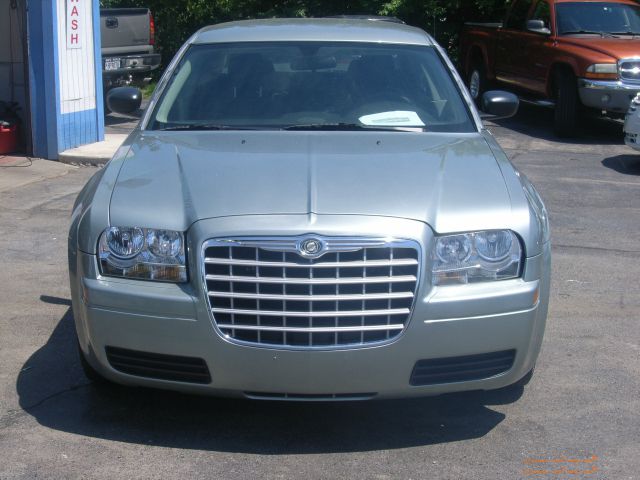 Chrysler 300 2005 photo 4