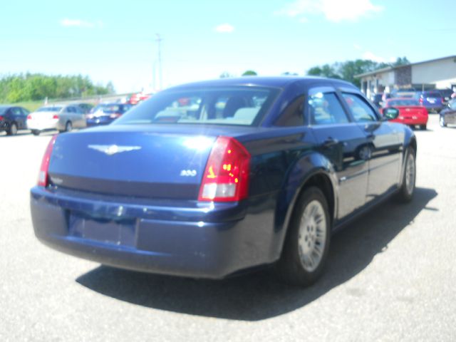 Chrysler 300 2005 photo 1