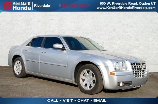 Chrysler 300 2005 photo 1