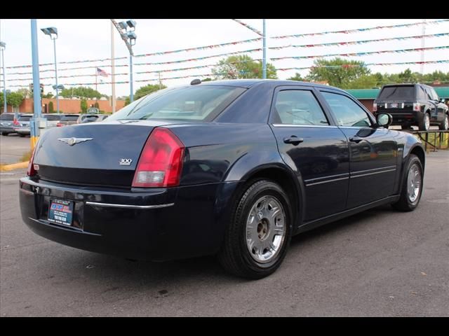 Chrysler 300 2005 photo 44