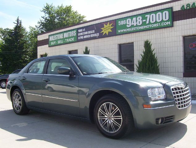 Chrysler 300 2005 photo 4