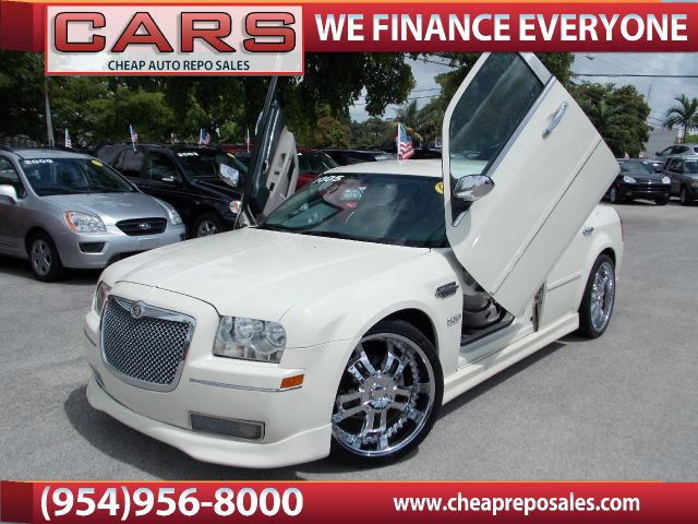 Chrysler 300 2005 photo 3