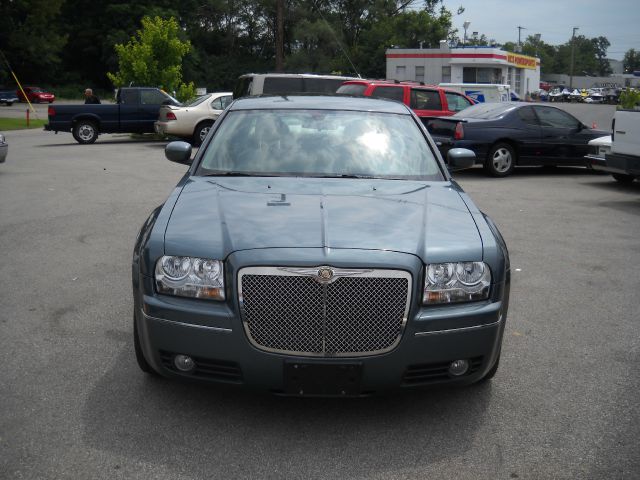 Chrysler 300 2005 photo 4