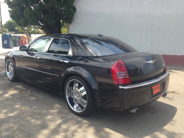 Chrysler 300 2006 photo 3