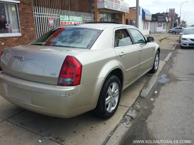 Chrysler 300 2006 photo 14