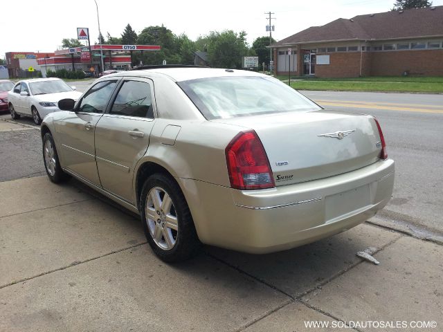 Chrysler 300 2006 photo 24