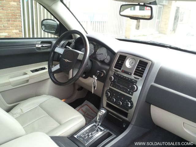 Chrysler 300 2006 photo 7