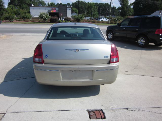 Chrysler 300 2006 photo 3