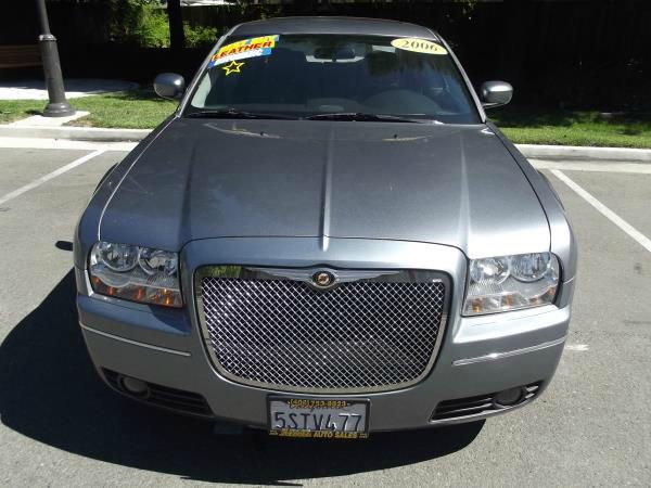 Chrysler 300 2006 photo 3