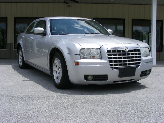 Chrysler 300 2006 photo 21